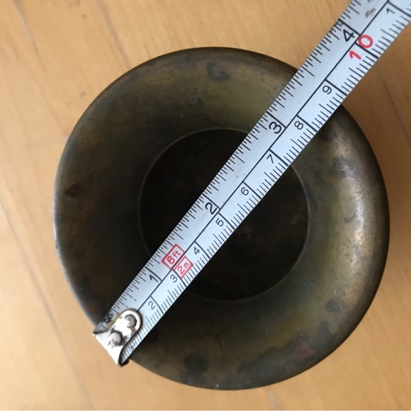 Vintage brass small spittoon or planter - Picture 5 of 6